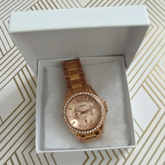 Fossil Riley Multifunction Rose Gold Tone Stainless Steel Watch - Picture 2 of 16